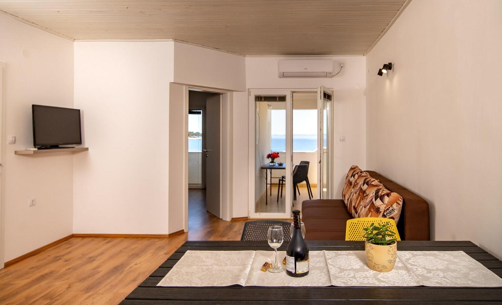 Apartments & Rooms Fam Ribaric Banjol Zewnętrze zdjęcie